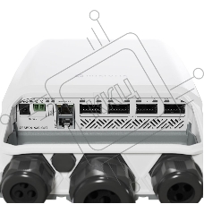Коммутатор MikroTik CRS504-4XQ-OUT, 1×1 Гбит/с + 4×100 Гбит/с QSFP28, управляемый
