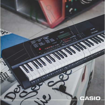 Синтезатор Casio CT-X700 61клав.