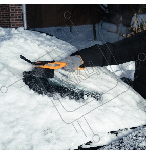 Щётка SPARTA 552935  щетка-сметка для снега со скребком 550мм
